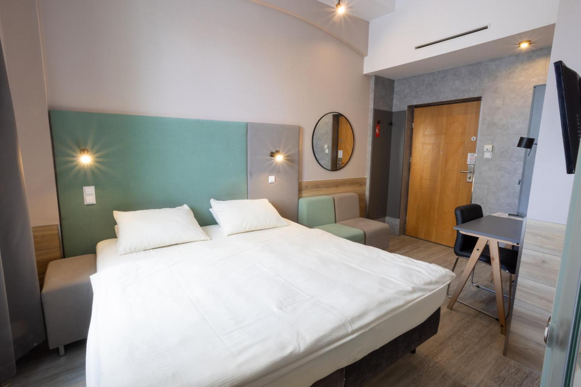 Hotel Kaliski スウビツェ エクステリア 写真