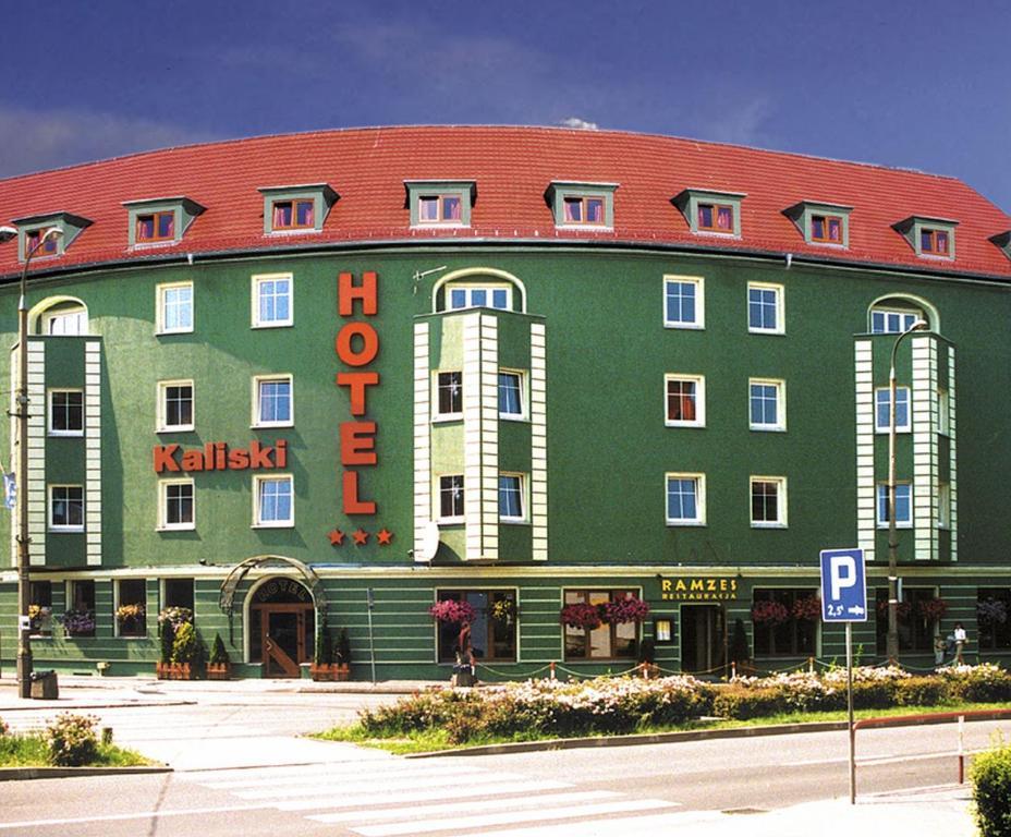 Hotel Kaliski スウビツェ エクステリア 写真